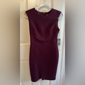 NWT Vince Camuto lined Dress. Flattering shape In rich plum, Sz 4. New not worn.